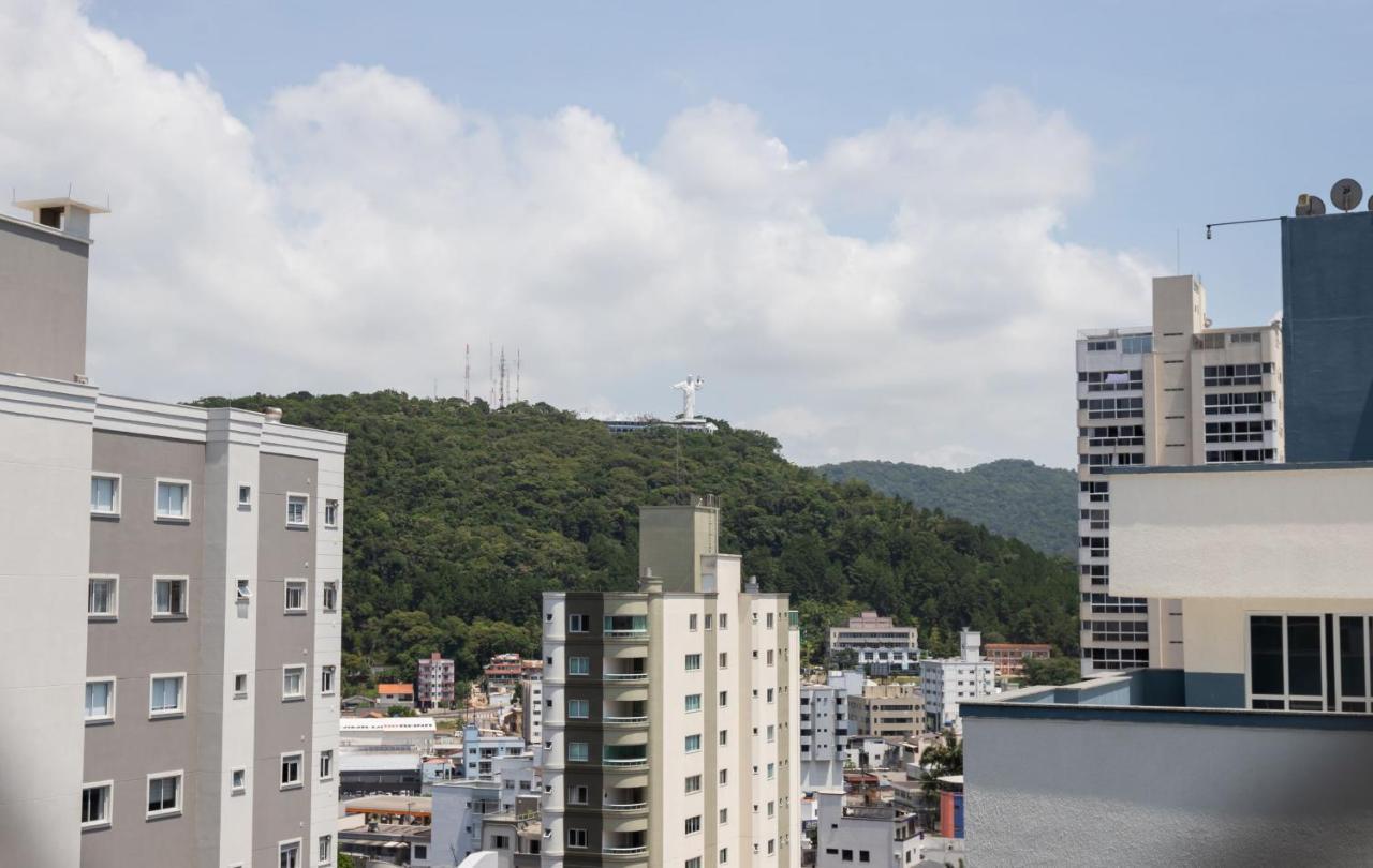 Apartmán Amplo Apartamento De 3 Quartos No Centro De Balneario Camboriu N1859 Exteriér fotografie